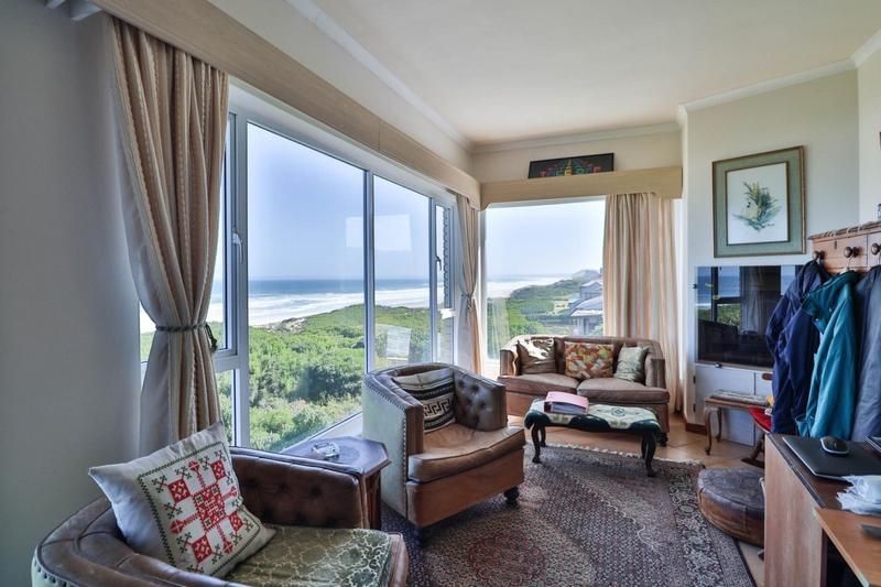 5 Bedroom Property for Sale in Outeniqua Strand Western Cape